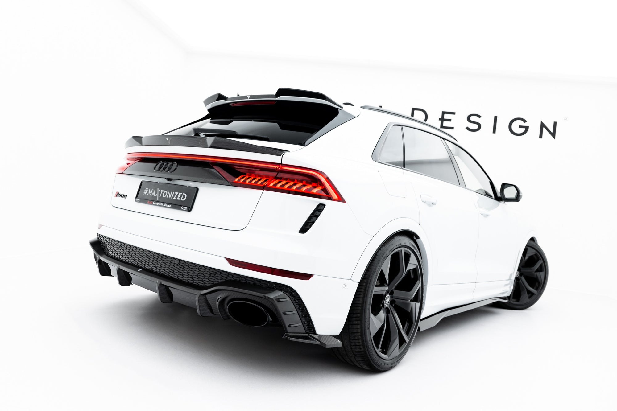 AUDI - RSQ8 - MK1 - CARBON FIBER REAR DIFFUSER – Maxton Design Canada