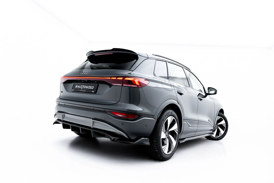 Rear Splitter (With Vertical Bars) suitable for Audi Q6 e-tron S-Line / SQ6 e-tron SUV / Sportback Mk1