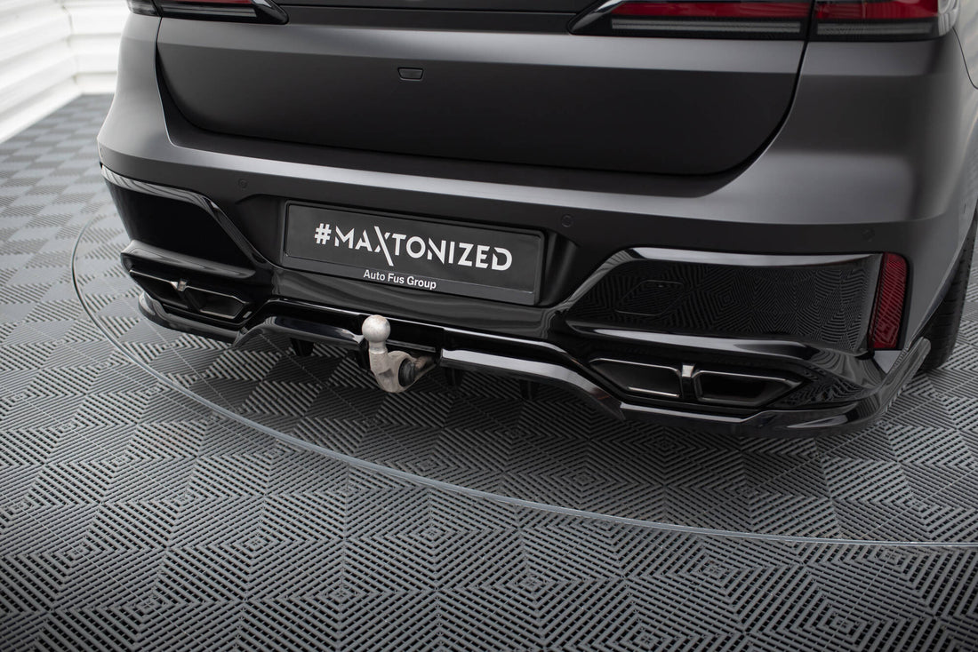 FOR BMW - M760E G70 - REAR SPLITTER (WITH VERTICAL BARS)