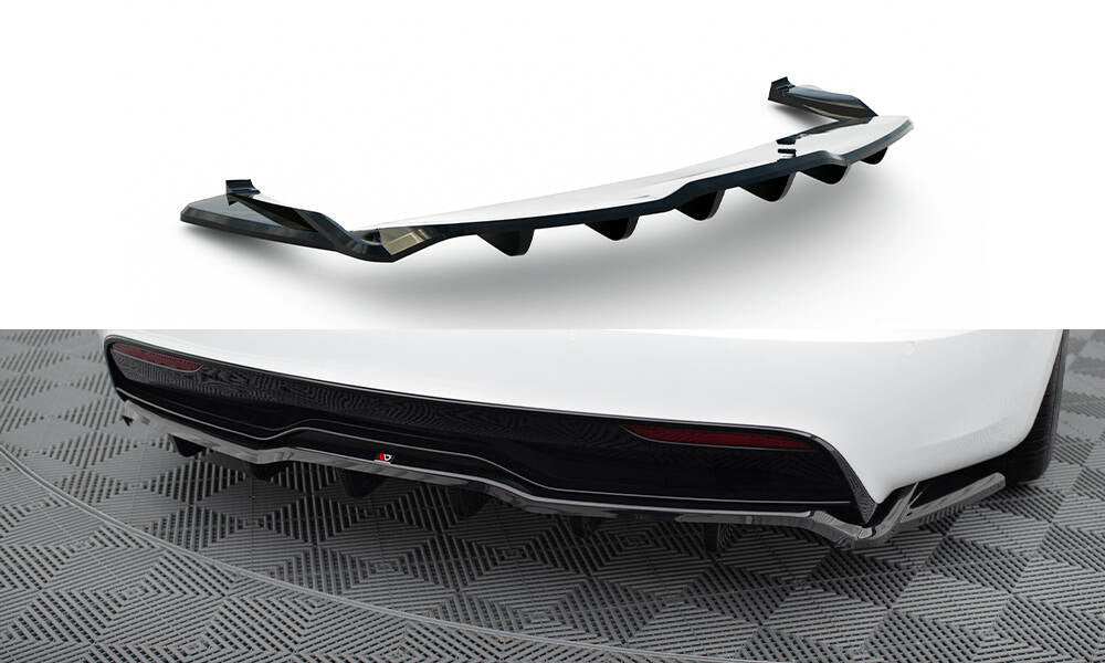FOR TESLA - MODEL S PLAID - FACELIFT - CENTRAL REAR SPLITTER - (WITH VERTICAL BARS) - V2