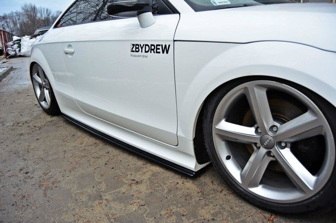 Side Skirts Diffusers suitable for Audi TT RS 8J