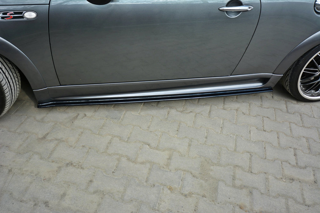 Mini R53 Rear Diffuser Mini - Cooper S - R53 - JCW - Side Skirts Diffusers – Maxton Design Canada
