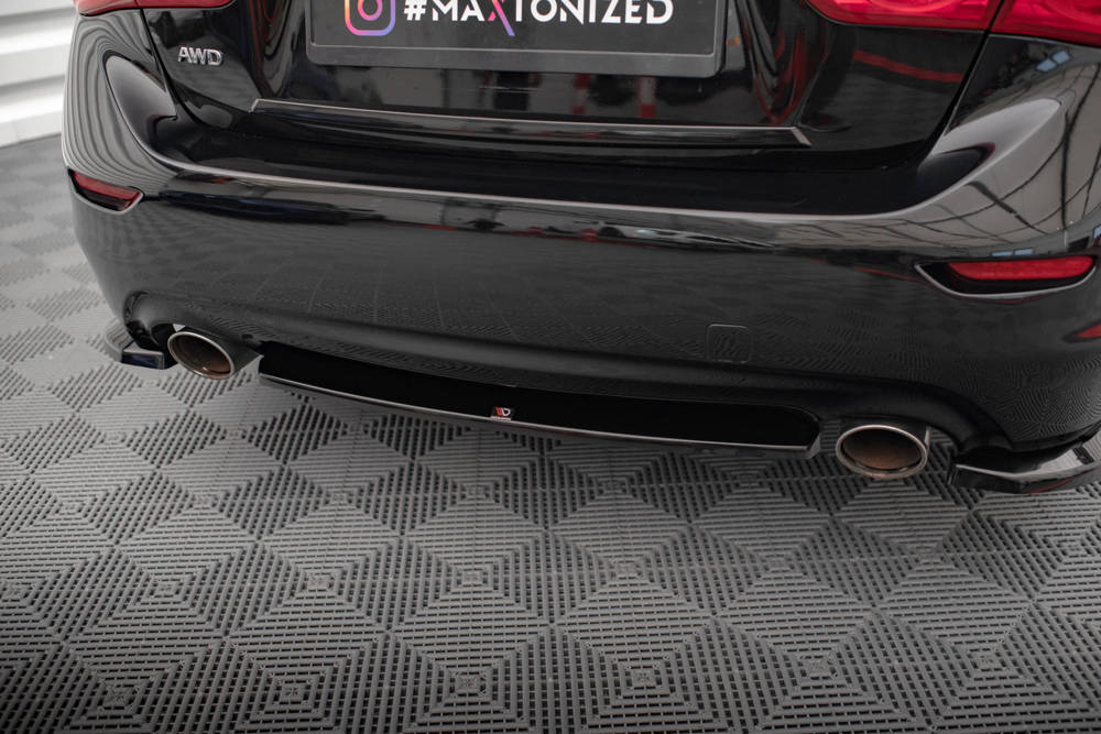 INFINITI - Q50 S - MK1 - CENTRAL REAR SPLITTER – Maxton Design Canada